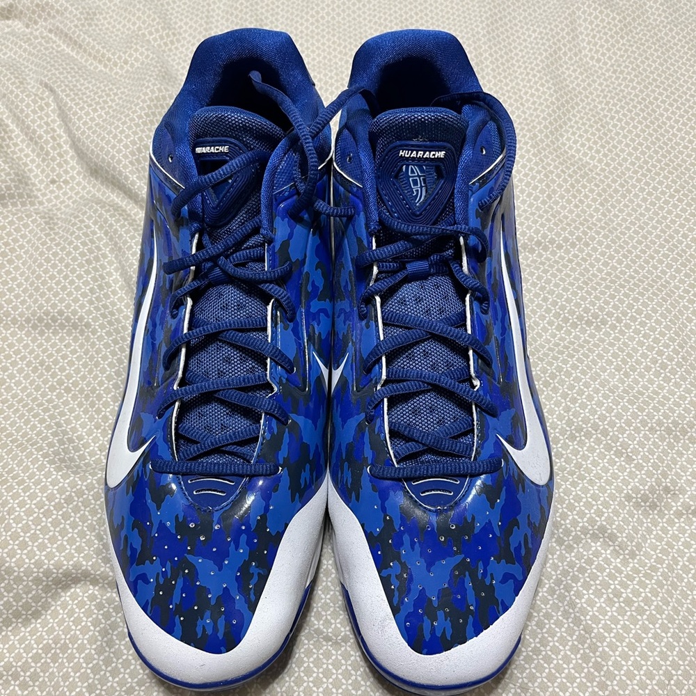 Nike Huarache Baseball Cleats, Size 15
